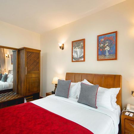 Kibo Palace Hotel Moshi Rom bilde